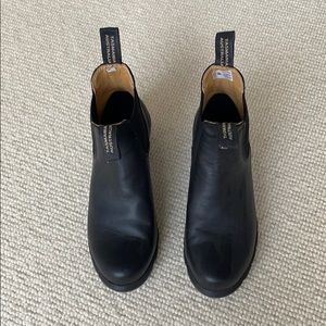 Blundstone Black 1671 Chelsea Boots Size 8.5